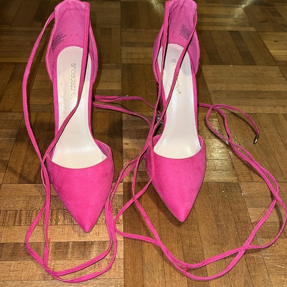 Fuchsia lace up pumps - Picture 5 of 5